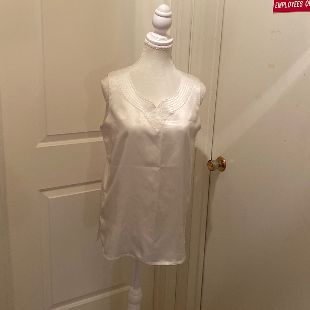 Ladies silky top